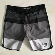 Load image into Gallery viewer, Patterned Surf Shorts