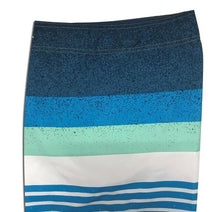 Load image into Gallery viewer, Blue Patterned Surf Shorts